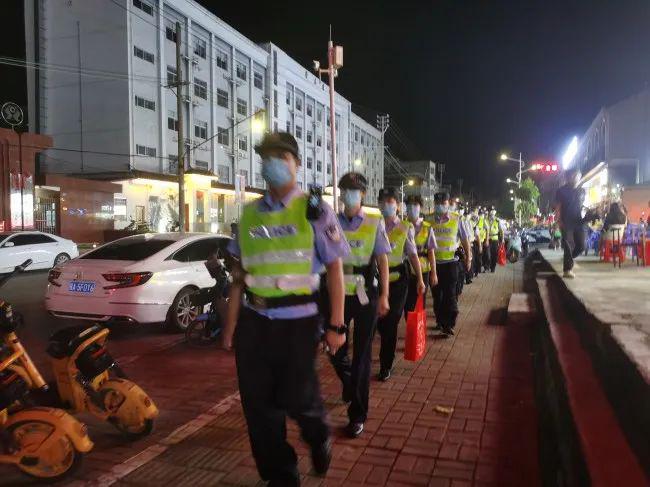 【百日行动】昨夜今晨江州警J9九游会 九游会J9方尽锐出战!(图2)