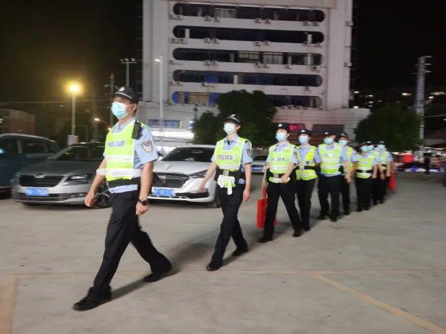 【百日行动】昨夜今晨江州警J9九游会 九游会J9方尽锐出战!(图3)