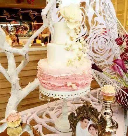 明星如何布置婚礼甜品台林心如浪漫简约陈妍希最甜蜜！J9九游会 九游会J9(图3)