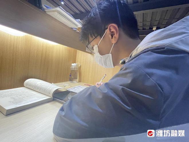 国考考研临近共享自习室有点“火”九游会J9 J9九游会(图2)