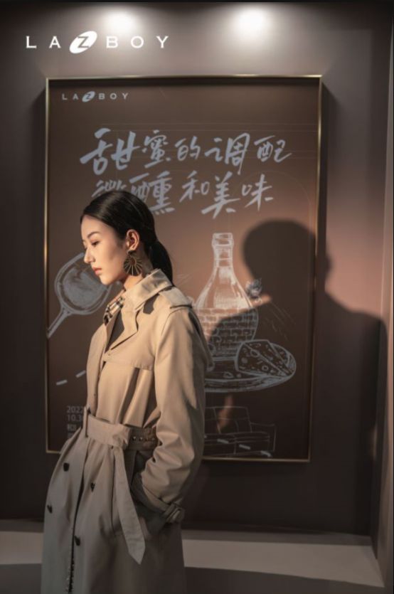 J9九游会 九游会J9甜蜜生活be like：在LAZBOY的世界寻找甜品师探索甜蜜生活答案(图2)