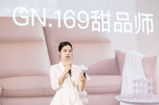 J9九游会 九游会J9甜蜜生活be like：在LAZBOY的世界寻找甜品师探索甜蜜生活答案(图7)