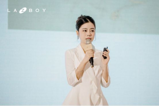 J9九游会 九游会J9甜蜜生活be like：在LAZBOY的世界寻找甜品师探索甜蜜生活答案(图8)