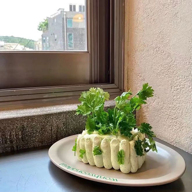 居然用“香菜”做甜点？中式食材与糕点混搭的三大卖点！J9九游会 九游会J9(图3)