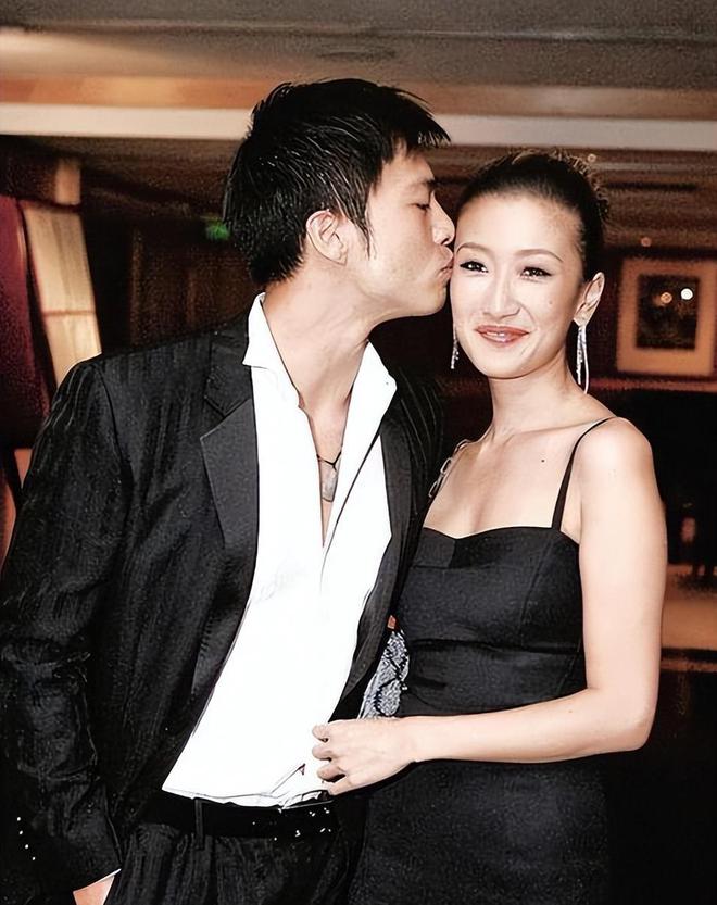 九游会J9 J9九游会谢婷婷：风流成性未婚生女7位男友无缝连接如今成人生赢家(图16)