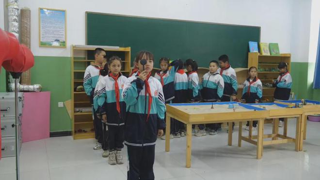 开展“爱J9九游会 九游会J9眼护齿”行动 为中小学生健康保驾护航