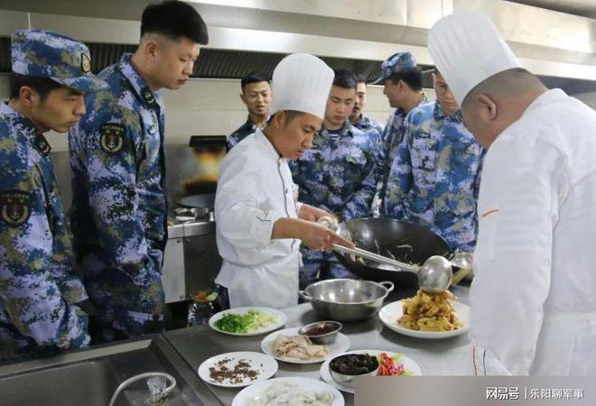 山东舰编制几千人一天得消耗多少食物呢？难怪小国养不起航母九游会J9 J9九游会(图6)